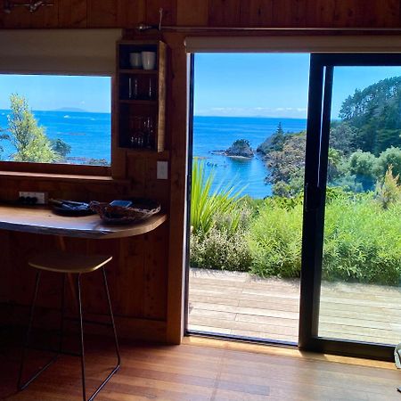 Kereru Cabin - Spectacular Seaviews, Rustic, Glamping Eco Adventure Palm Beach Exterior photo