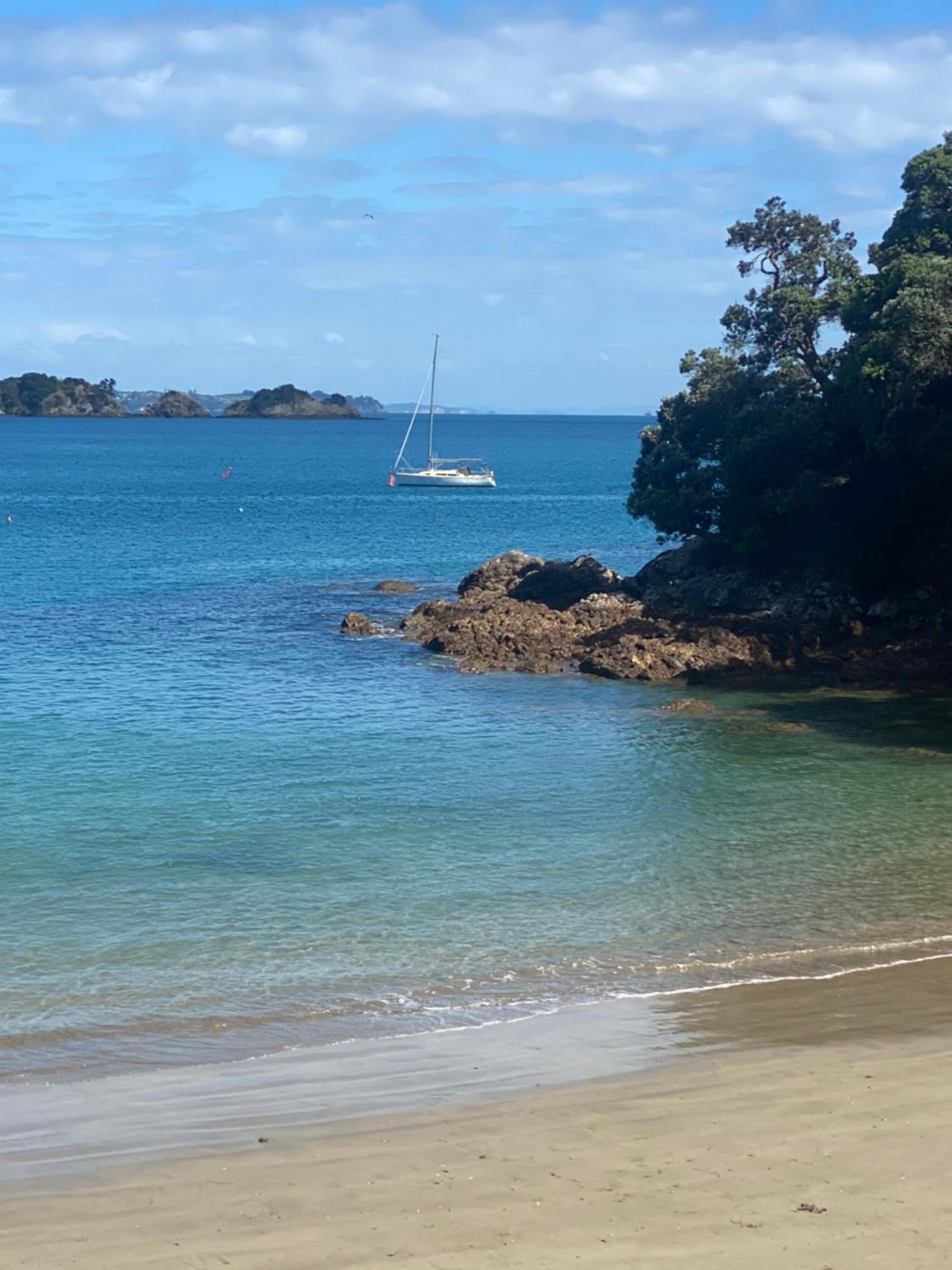 Kereru Cabin - Spectacular Seaviews, Rustic, Glamping Eco Adventure Palm Beach Exterior photo